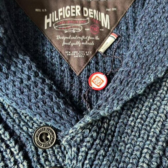 Tommy Hilfiger Men's Denim Vintage Cotton Quarter-Zip Sweater - Picture 4 of 8